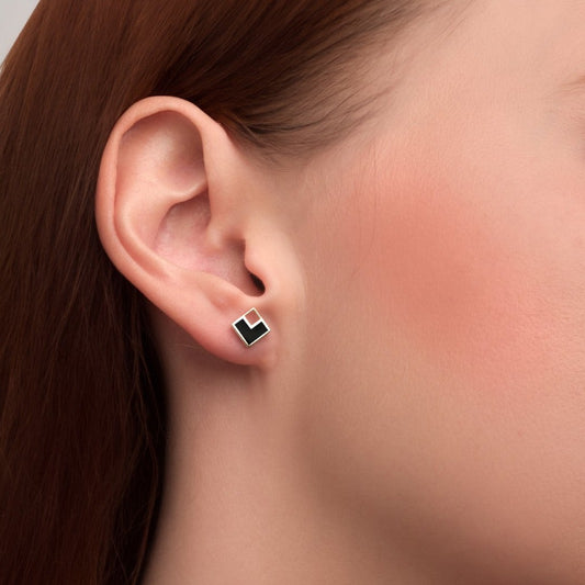 CARDİA earrings in 14kt gold set with onyx Elements