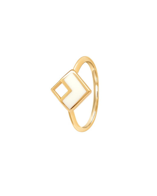 Cardia ring in 14 k gold set with mother-of-pearl enamel element