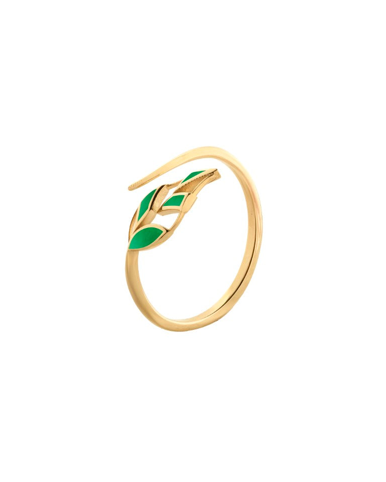 Fiolia ring in 14 k gold set with malachite enamel element